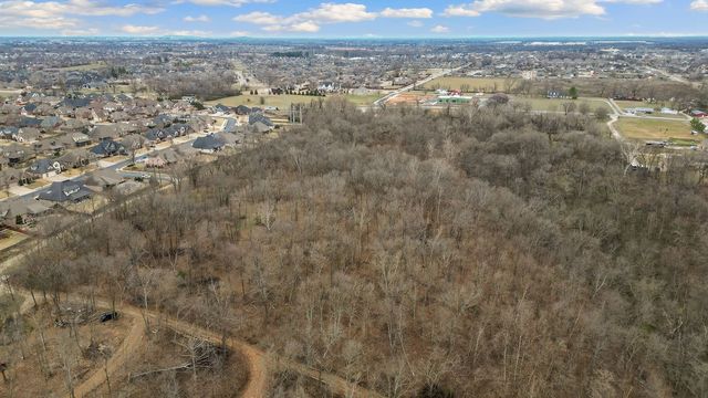 Lot 1 - 2.11 acres NW Deer Run Avenue, Bentonville, AR 72712