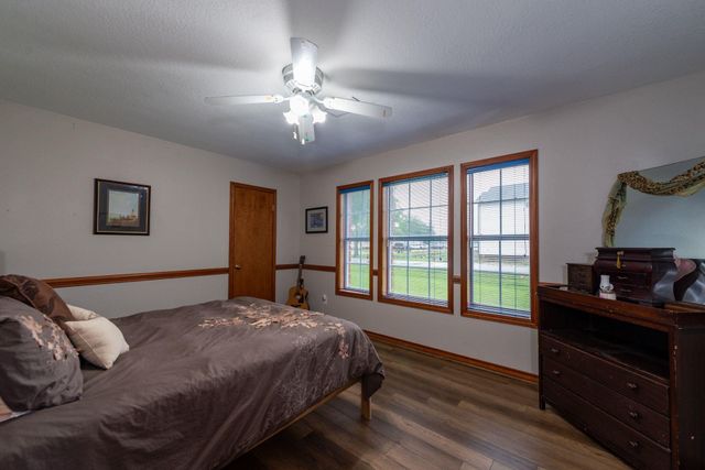 330 N 4th Street, Beasley, TX 77417