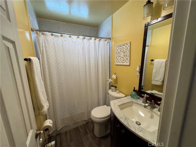 15057 Paddock, Los Angeles, CA 91342