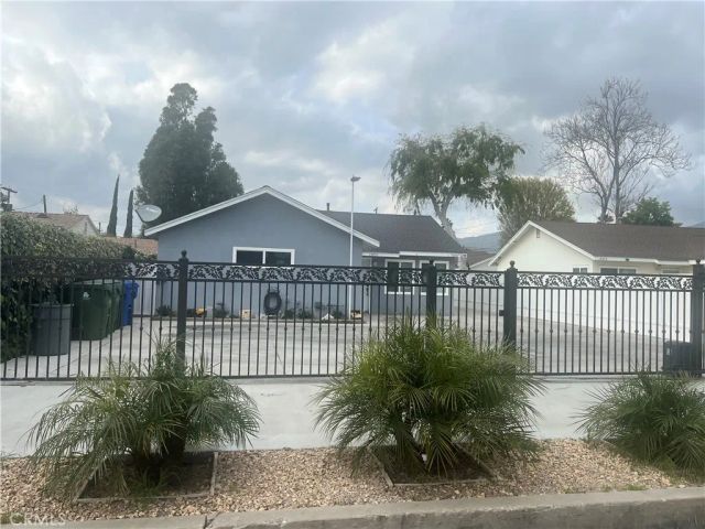 15057 Paddock, Los Angeles, CA 91342