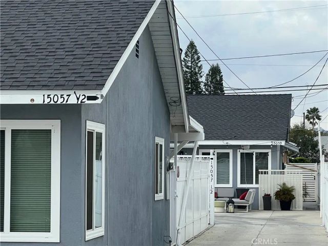 15057 Paddock, Los Angeles, CA 91342