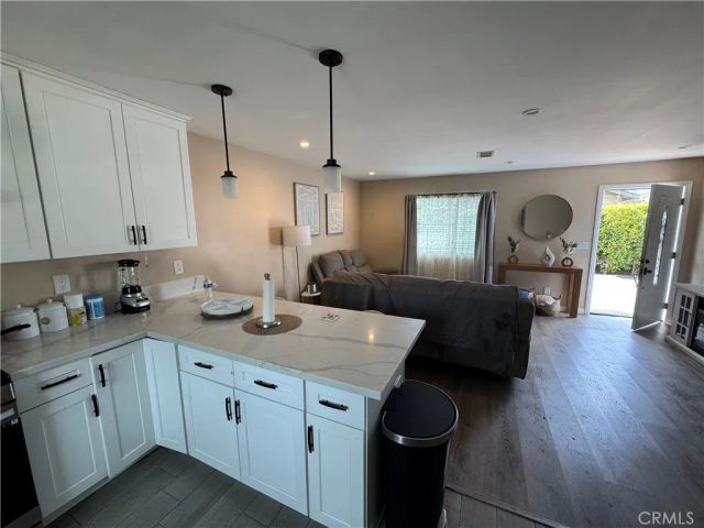 15057 Paddock, Los Angeles, CA 91342