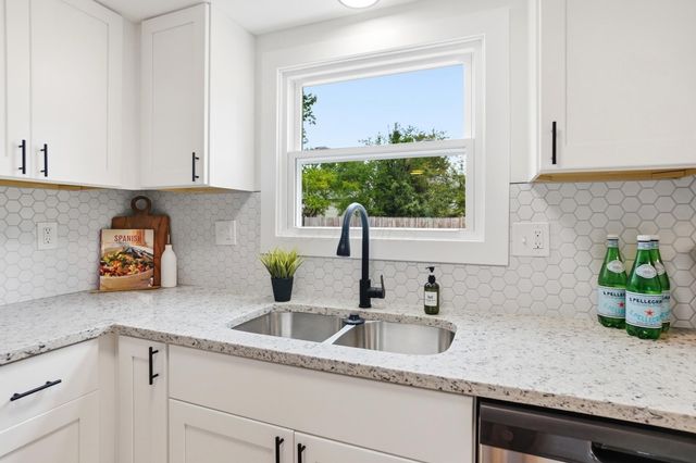 3466 Westpoint Drive, Columbus, OH 43232