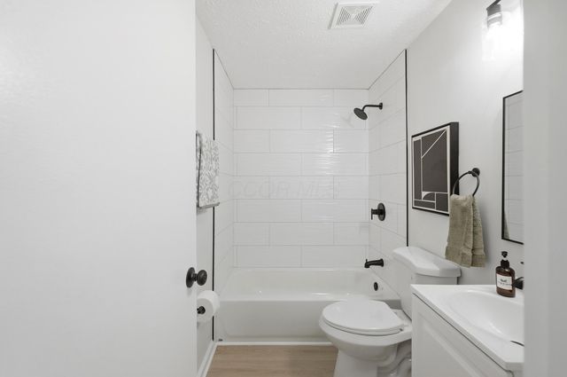 3466 Westpoint Drive, Columbus, OH 43232