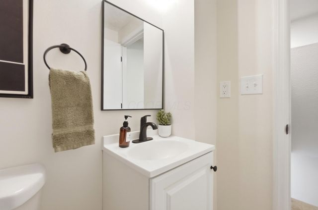 3466 Westpoint Drive, Columbus, OH 43232