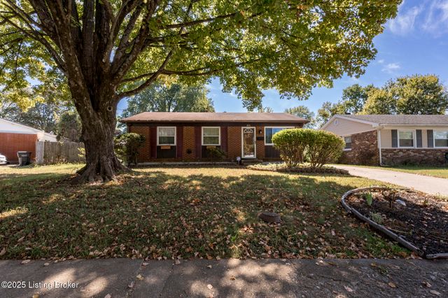 8016 Edsel Ln, Louisville, KY 40291