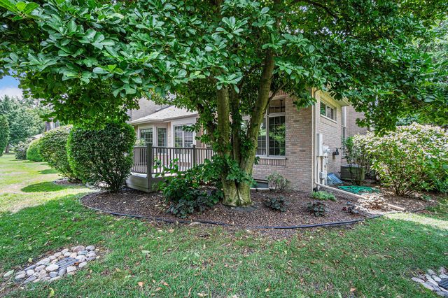 1723 Apple Blossom Drive, Munster, IN 46321