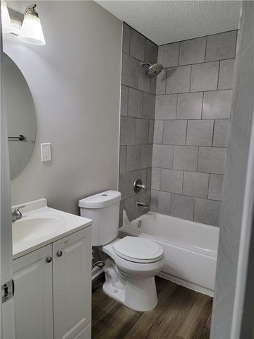 6338 Longwood Court, Kansas City, KS 66104