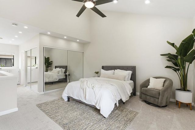 2740 Ariane Drive 160, San Diego, CA 92117