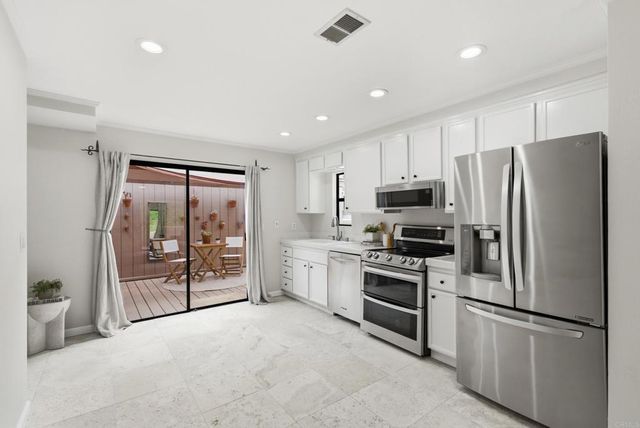 2740 Ariane Drive 160, San Diego, CA 92117