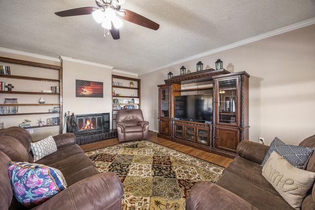 1439 Davis Lane, Terrell, TX 75160