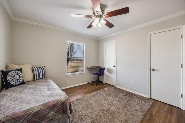 1439 Davis Lane, Terrell, TX 75160