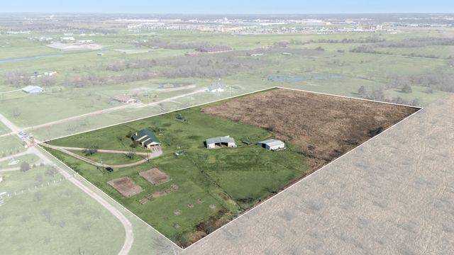 1439 Davis Lane, Terrell, TX 75160