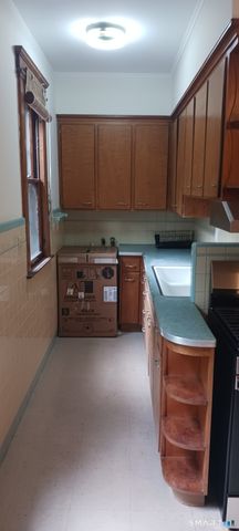 126 Edwards Street, New Haven, CT 06511