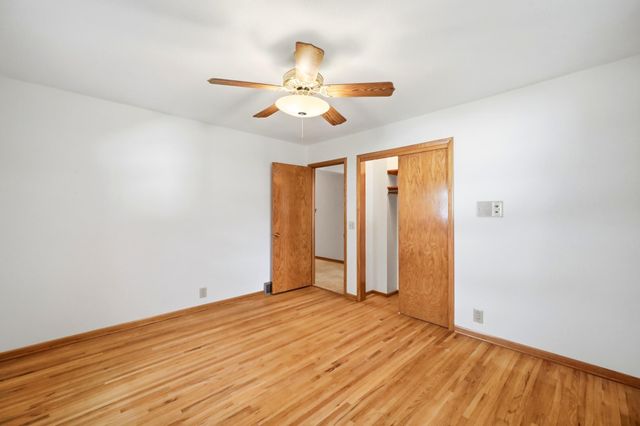 4825 Oregon Avenue N, New Hope, MN 55428