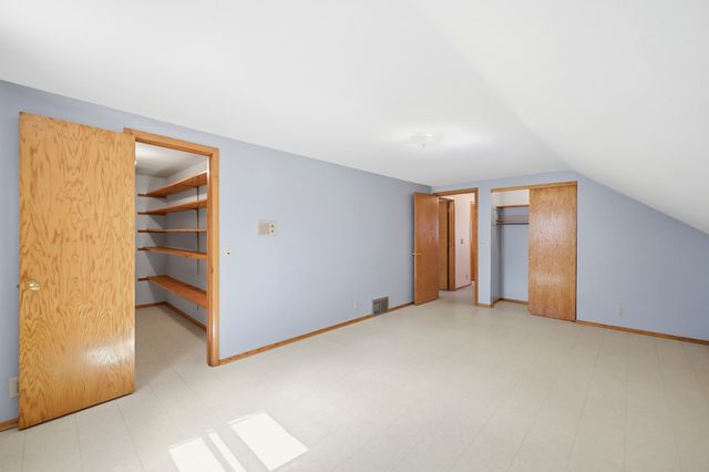 4825 Oregon Avenue N, New Hope, MN 55428