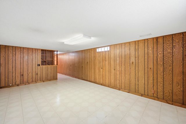 4825 Oregon Avenue N, New Hope, MN 55428