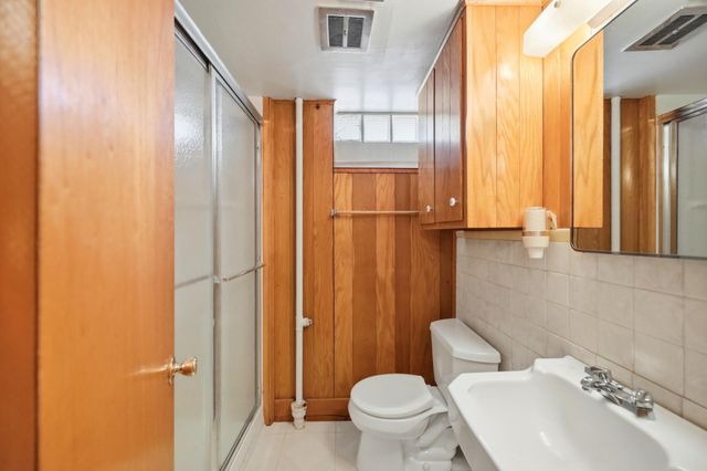 4825 Oregon Avenue N, New Hope, MN 55428