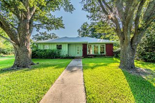 713 N Washington Street, Grand Saline, TX 75140