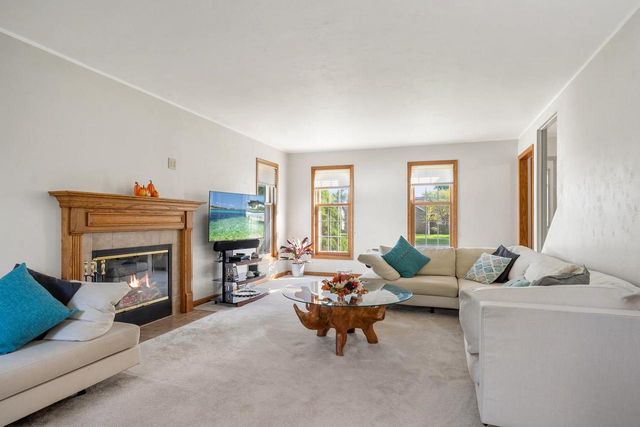 1757 SUNNYSIDE LANE, De Pere, WI 54115