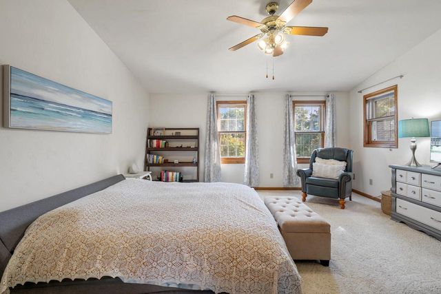 1757 SUNNYSIDE LANE, De Pere, WI 54115