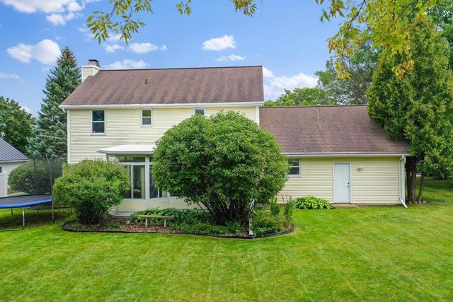 1757 SUNNYSIDE LANE, De Pere, WI 54115