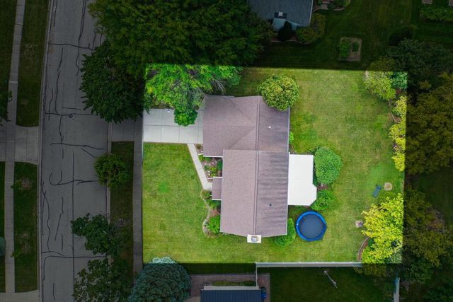 1757 SUNNYSIDE LANE, De Pere, WI 54115