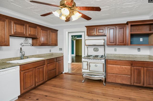 228 Line Street, Batesburg, SC 29006