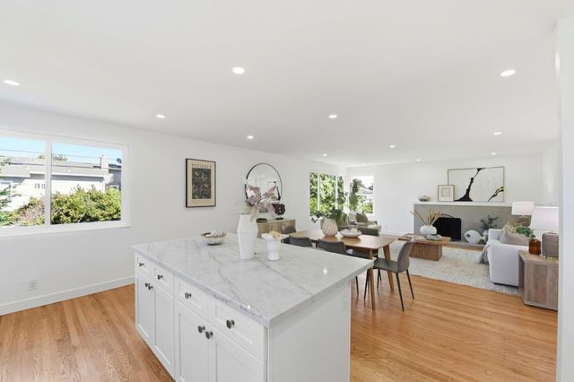 2957 Taper Avenue, Santa Clara, CA 95051