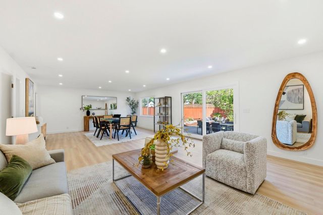 2957 Taper Avenue, Santa Clara, CA 95051