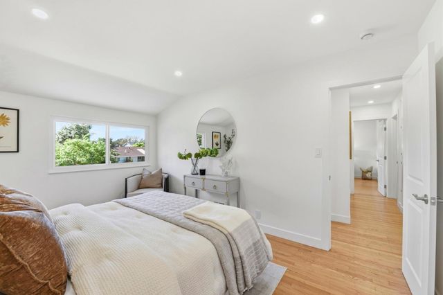 2957 Taper Avenue, Santa Clara, CA 95051