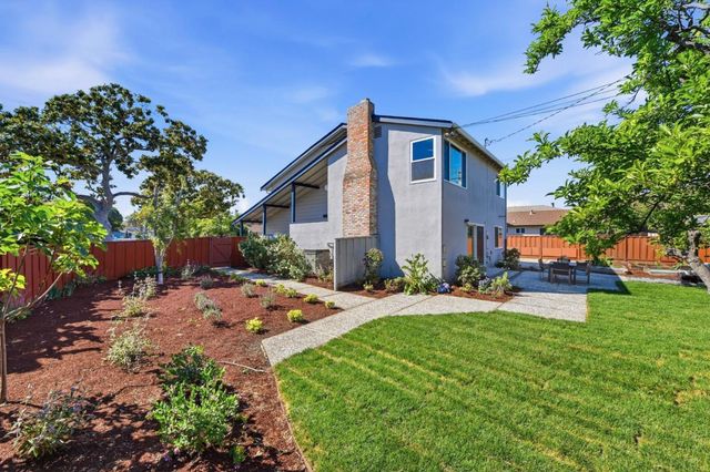 2957 Taper Avenue, Santa Clara, CA 95051