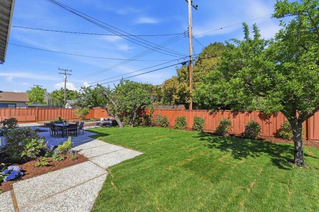 2957 Taper Avenue, Santa Clara, CA 95051