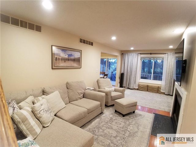 53 Regal Drive, South Brunswick, NJ 08852