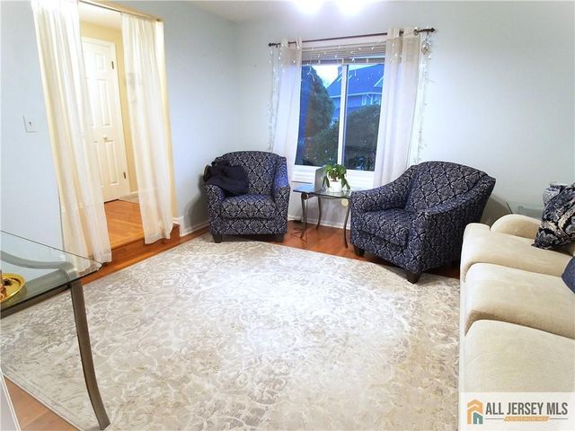 53 Regal Drive, South Brunswick, NJ 08852