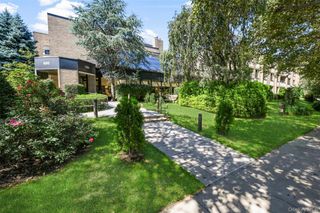 680 W Boston Post Road 3A, Mamaroneck, NY 10543