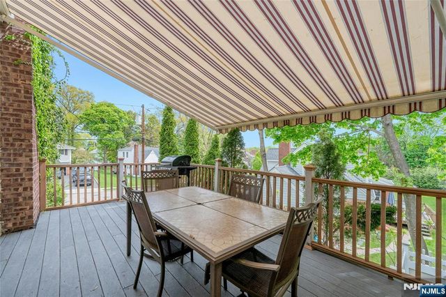 631 Cooper Avenue, Oradell, NJ 07649