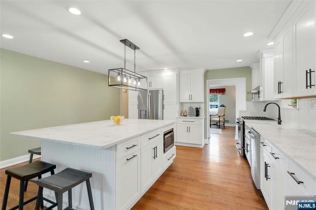 631 Cooper Avenue, Oradell, NJ 07649