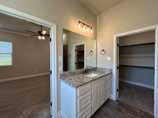 1025 Katie Court, Reno, TX 76020