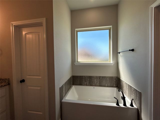 1025 Katie Court, Reno, TX 76020