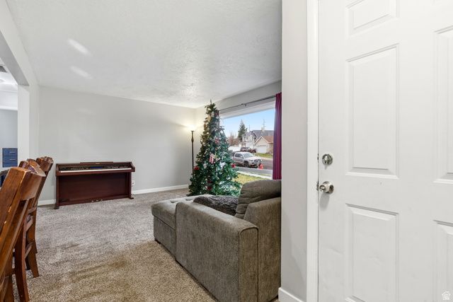 4694 S RIDGELINE DR, Washington Terrace, UT 84405