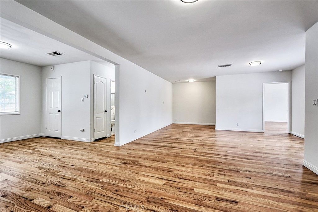 7700 Isis Avenue, Los Angeles, CA 90045 — photo 4