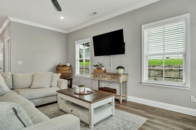 141 Bellingham Cove NE, Cleveland, TN 37312