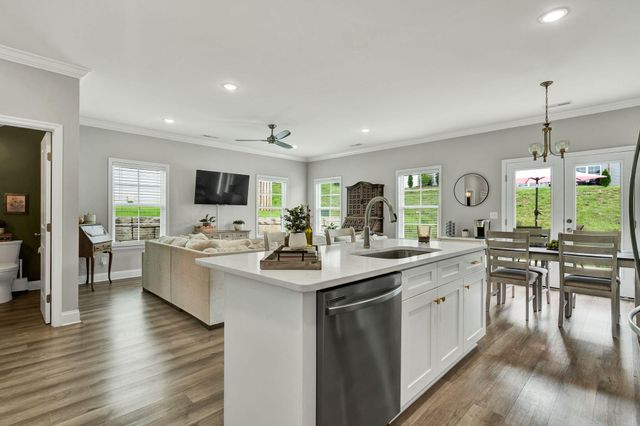 141 Bellingham Cove NE, Cleveland, TN 37312