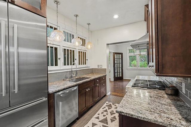 1 Kensington Boulevard, Pleasant Ridge, MI 48069