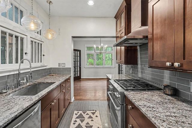 1 Kensington Boulevard, Pleasant Ridge, MI 48069