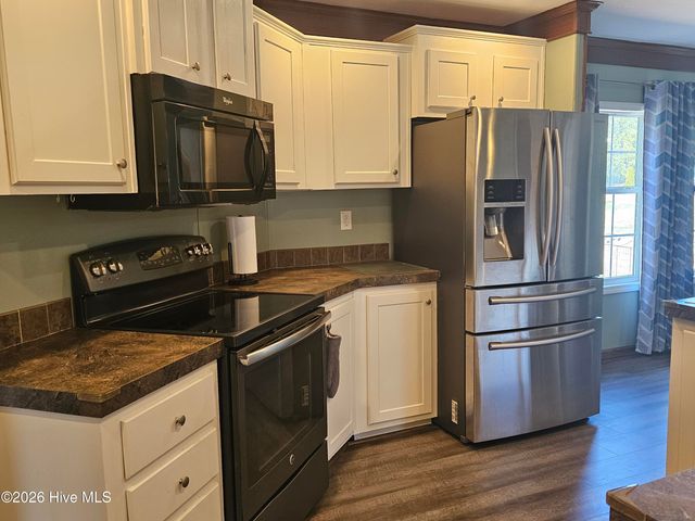 1135 Stone Chimney Road SW, Supply, NC 28462