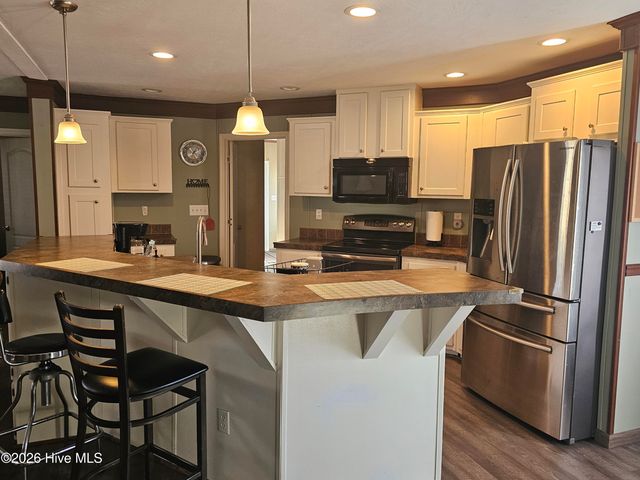 1135 Stone Chimney Road SW, Supply, NC 28462