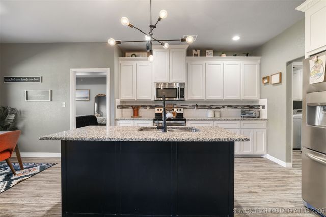 543 W Edgewood, Durant, OK 74701