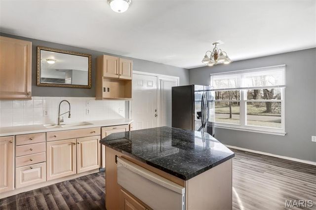 3905 Cottage Avenue, St Louis, MO 63113